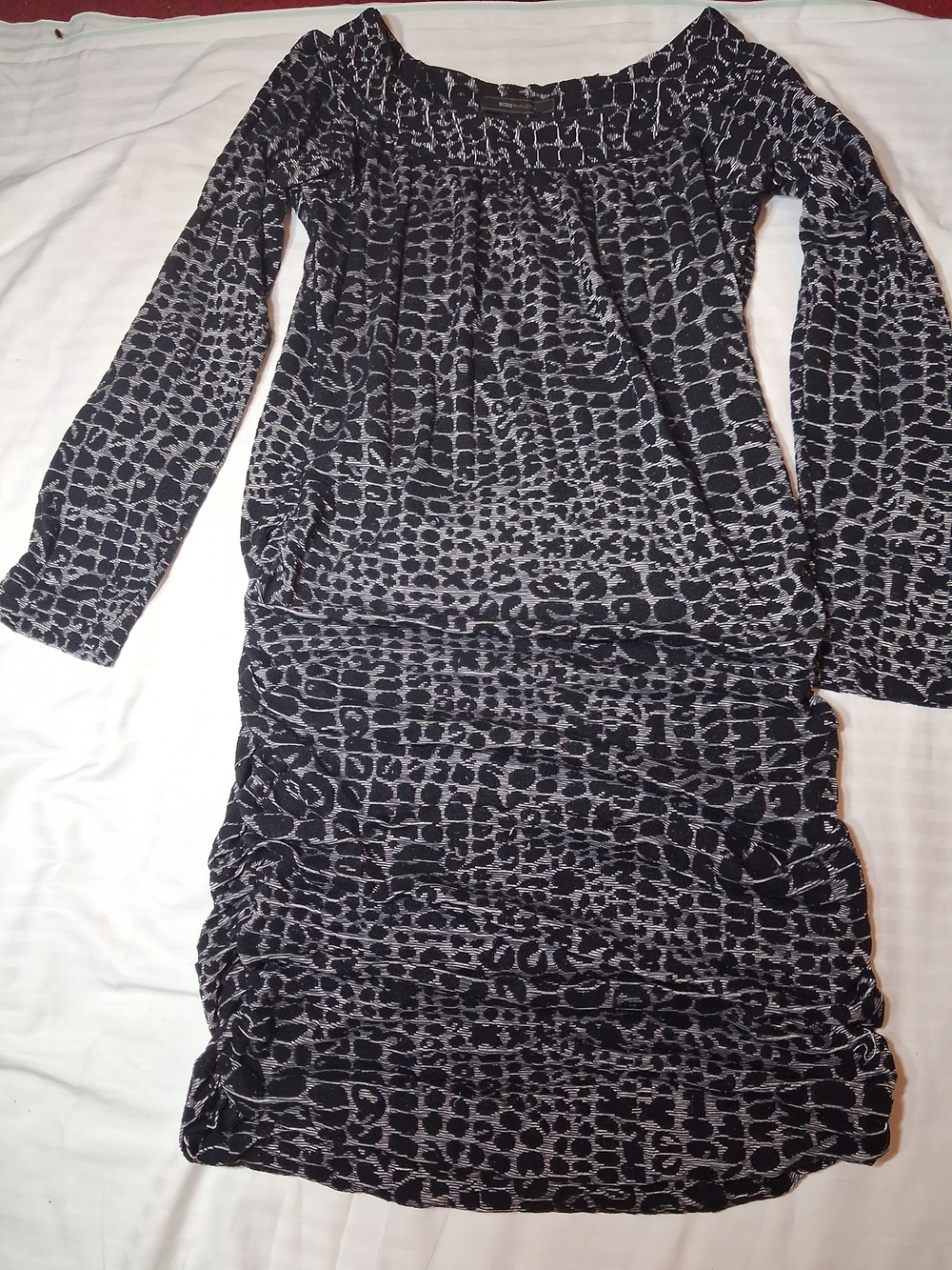 BCBGMaxAzria Black and Gray Printed Long-Sleeve Dress